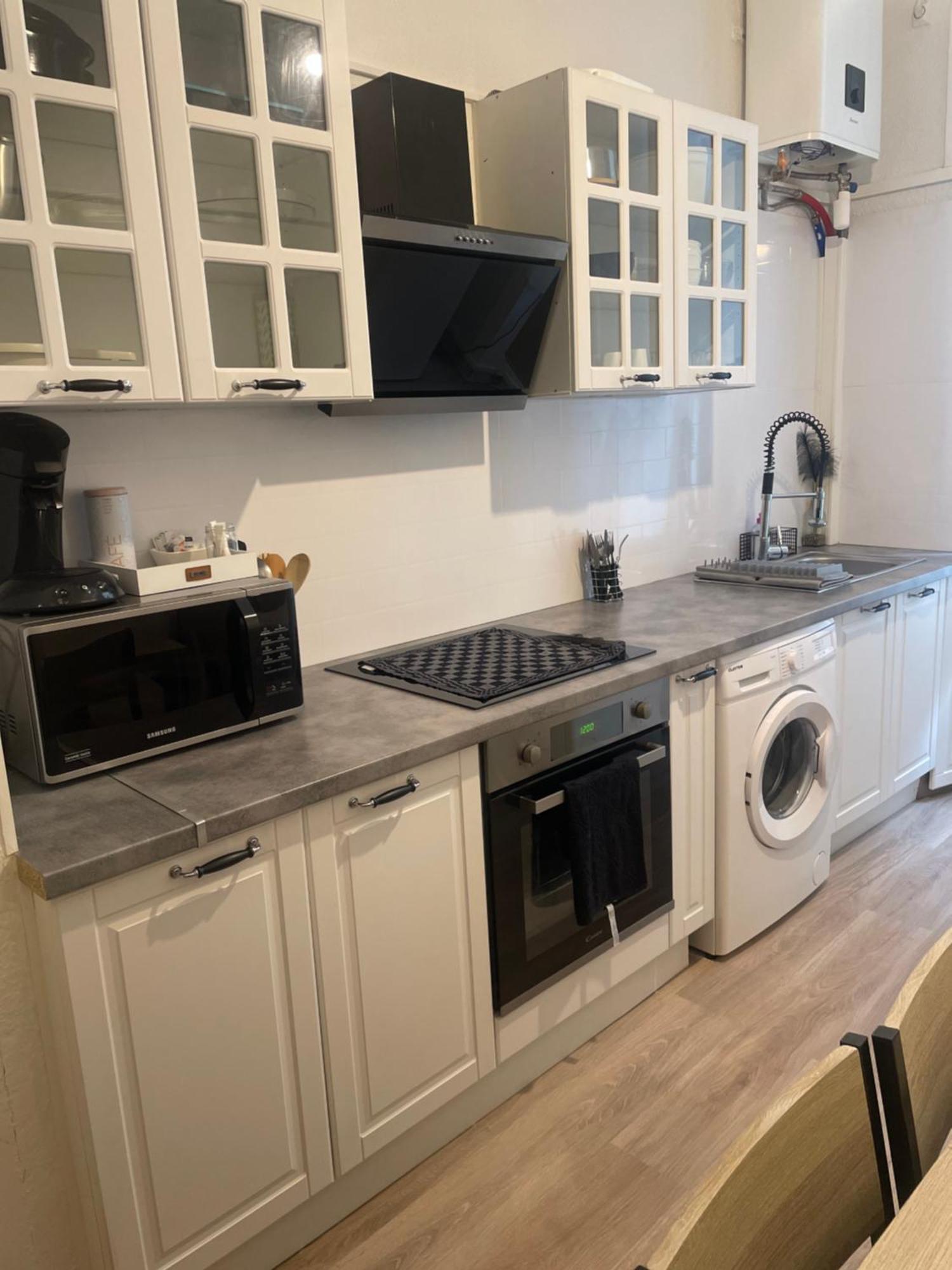 Appartement Authentique Coeur De Ville Сет Екстериор снимка