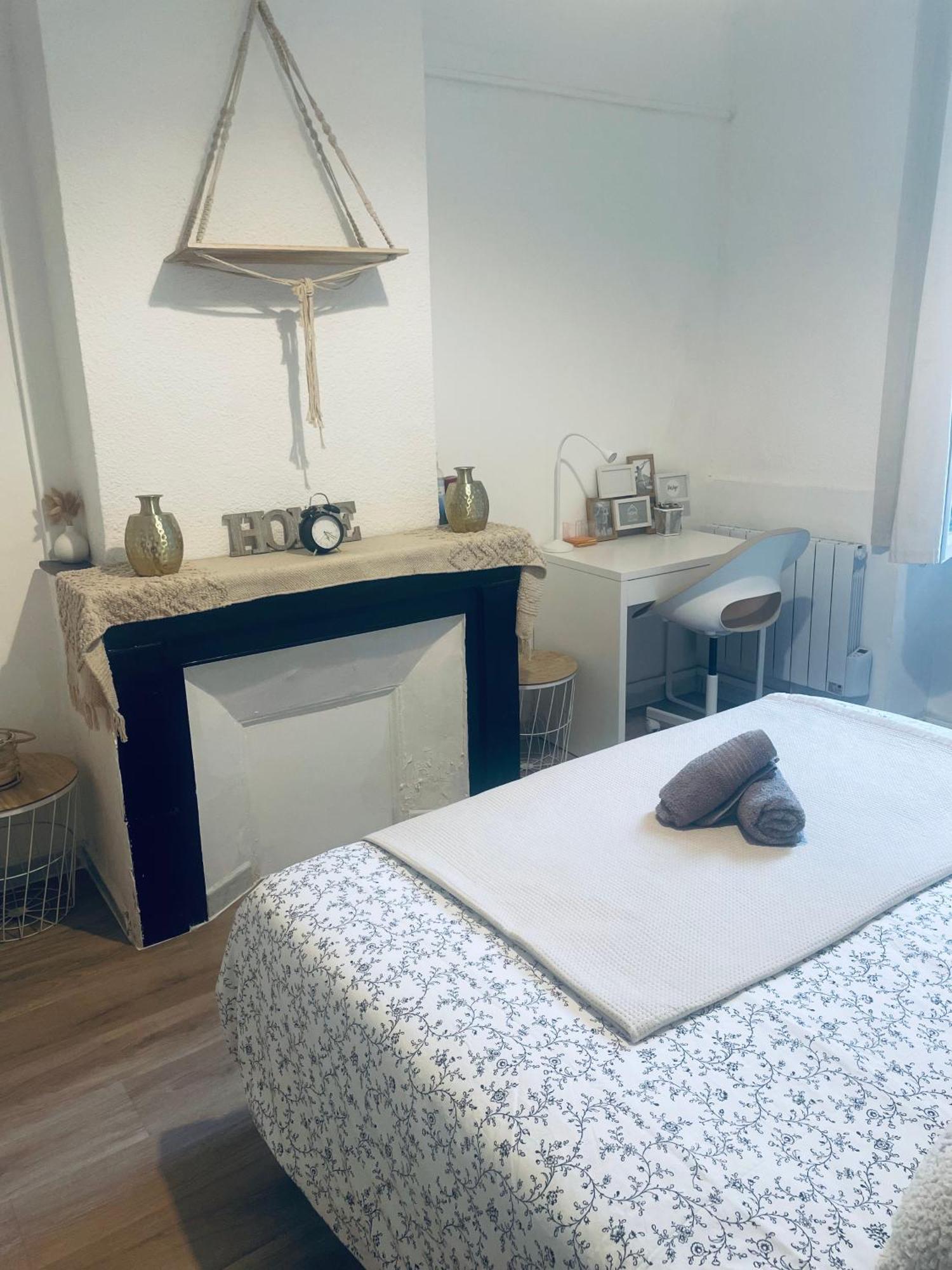 Appartement Authentique Coeur De Ville Сет Екстериор снимка